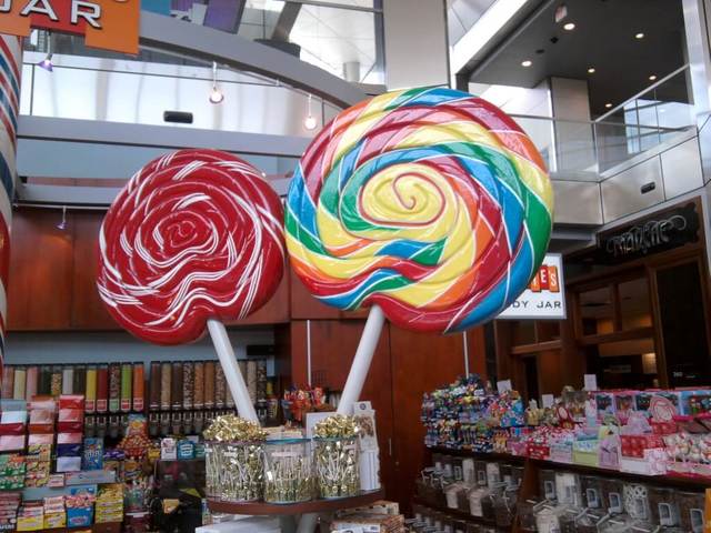 Candy and Ice Cream Shop