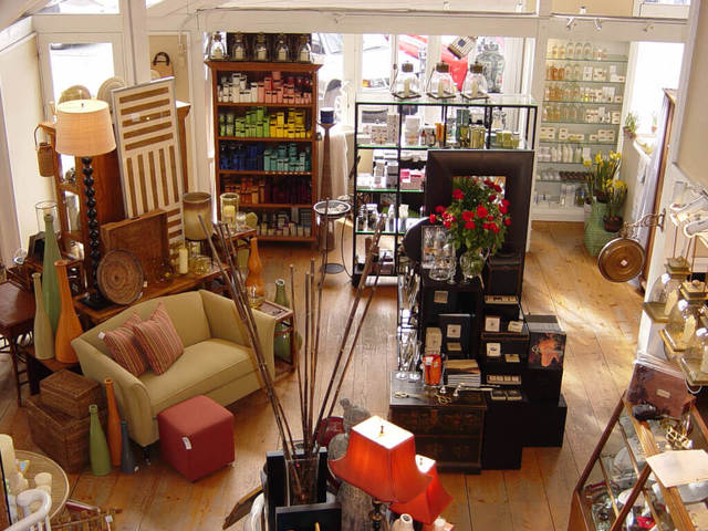 Home Furnishings and Gifts Store