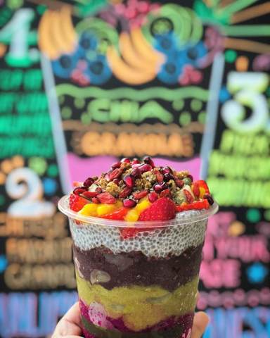 Wildly Popular Acai Bowl and Smoothie Shop