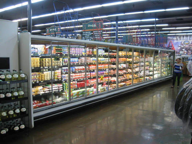 Local Hispanic Market With New Bakery